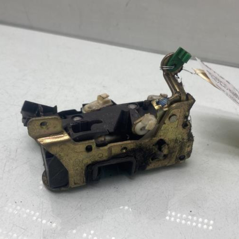 Serrure avant droit RENAULT CLIO 1 Photo n°3