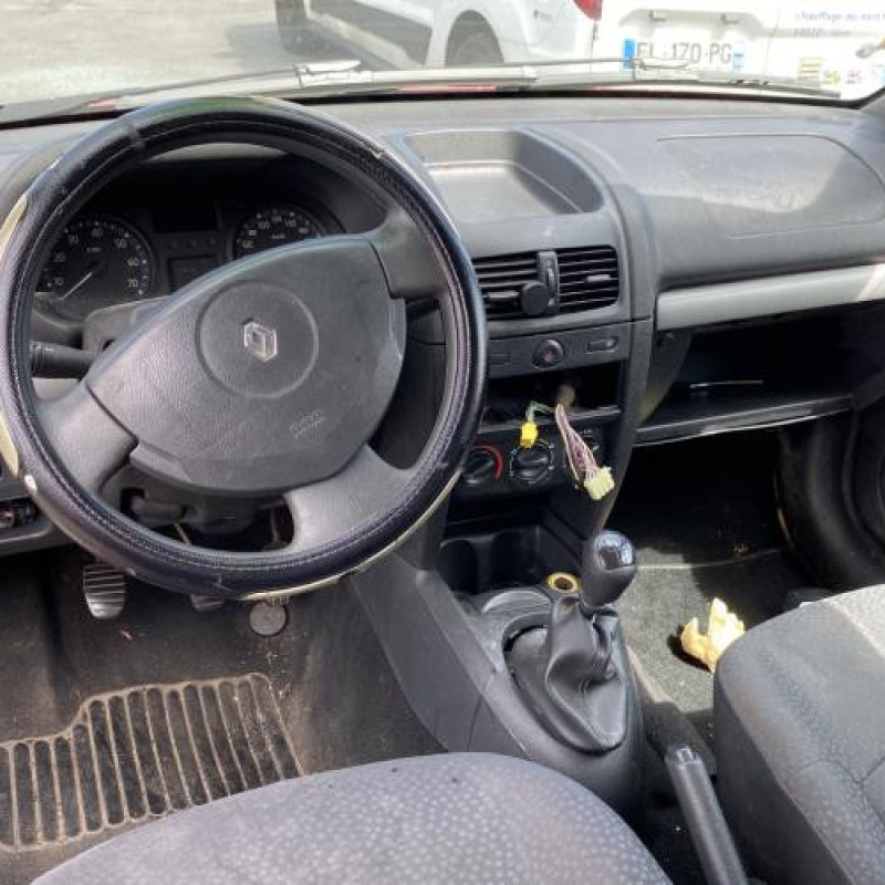 Antenne RENAULT CLIO 2 CAMPUS Photo n°18