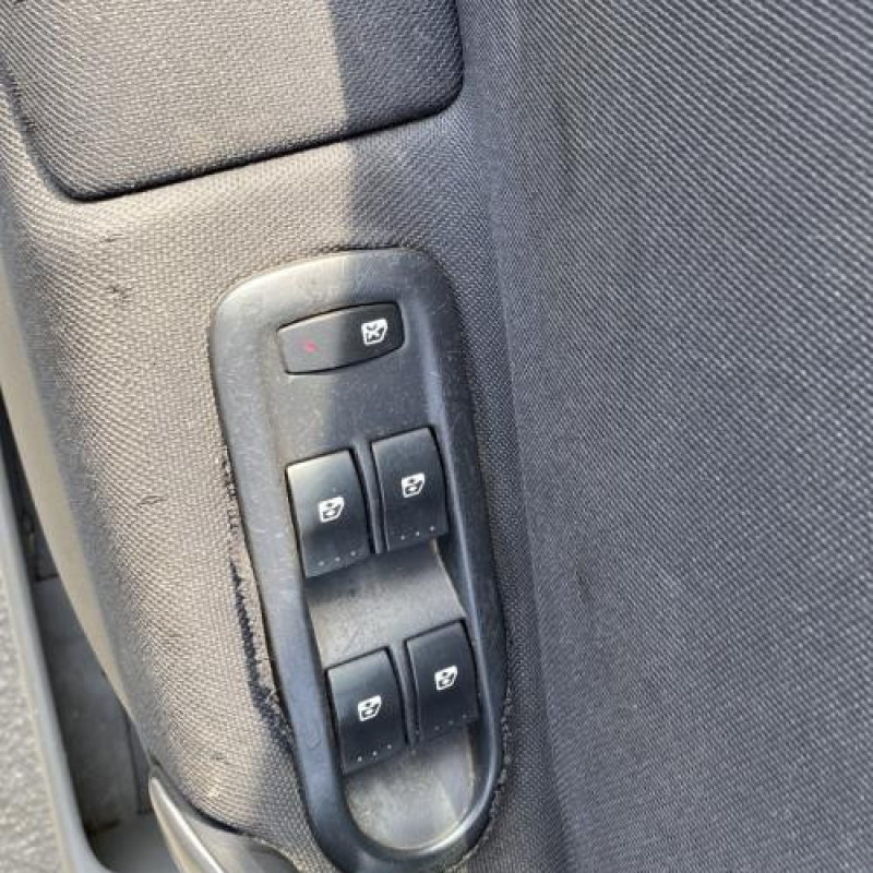 Leve vitre electrique arriere droit RENAULT SCENIC 2 Photo n°16
