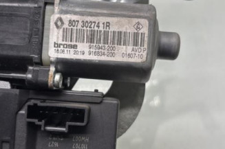 Leve vitre electrique avant droit RENAULT SCENIC 3