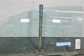 Vitre avant gauche RENAULT TWINGO 2 Photo n°1