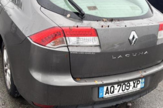 Moteur essuie glace avant RENAULT LAGUNA 3