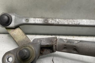 Moteur essuie glace avant PEUGEOT 106