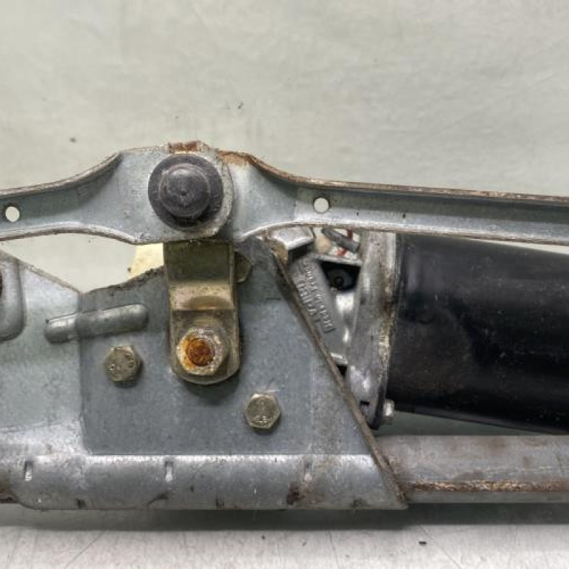 Moteur essuie glace avant PEUGEOT 106 Photo n°11