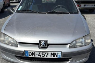 Moteur essuie glace avant PEUGEOT 106
