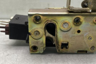 Serrure avant gauche PEUGEOT 106