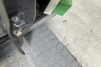 Porte avant droit PEUGEOT 208 1