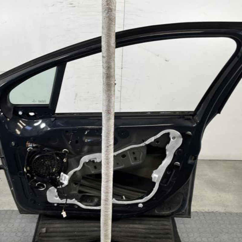 Porte avant droit PEUGEOT 208 1 Photo n°4