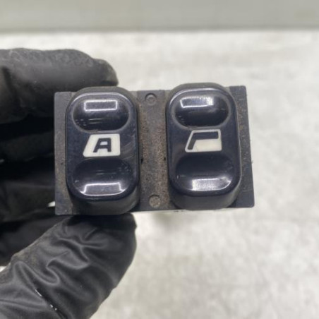 Interrupteur de leve vitre avant gauche PEUGEOT 406 Photo n°1