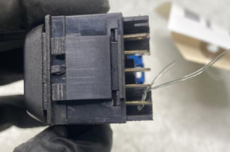 Interrupteur de leve vitre avant gauche PEUGEOT 406