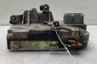 Serrure avant gauche PEUGEOT 406 Photo n°1