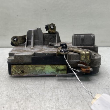 Serrure avant gauche PEUGEOT 406 Photo n°1