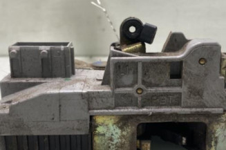 Serrure avant gauche PEUGEOT 406