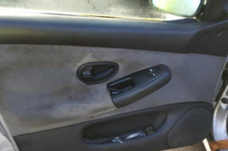 Serrure avant gauche PEUGEOT 406