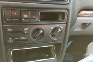 Serrure avant gauche PEUGEOT 406