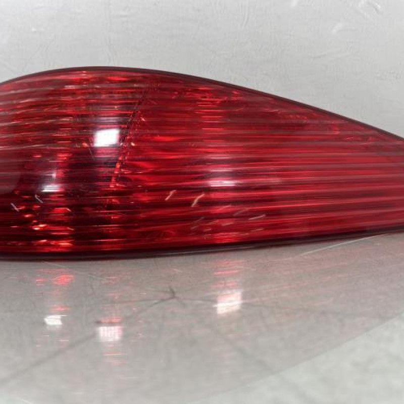 Feu arriere principal droit (feux) PEUGEOT 607 Photo n°1