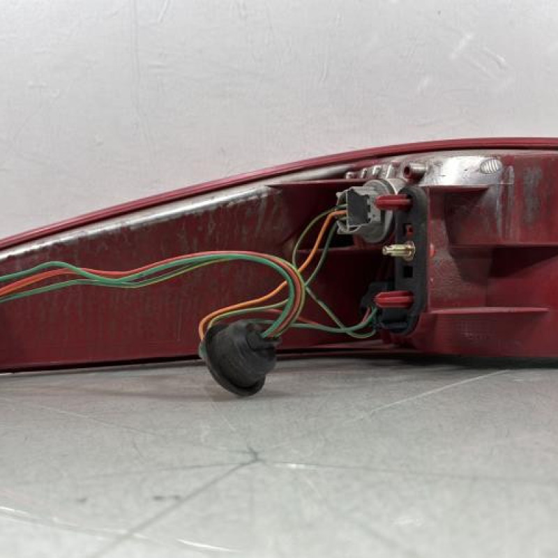 Feu arriere principal droit (feux) PEUGEOT 607 Photo n°2