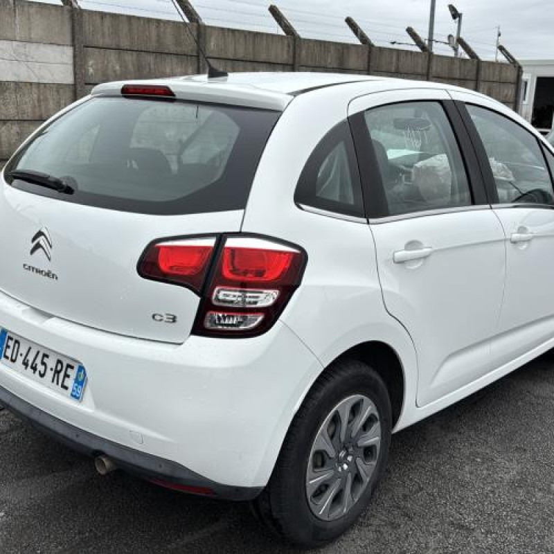 Renfort pare choc arriere (traverse) CITROEN C3 2 Photo n°8
