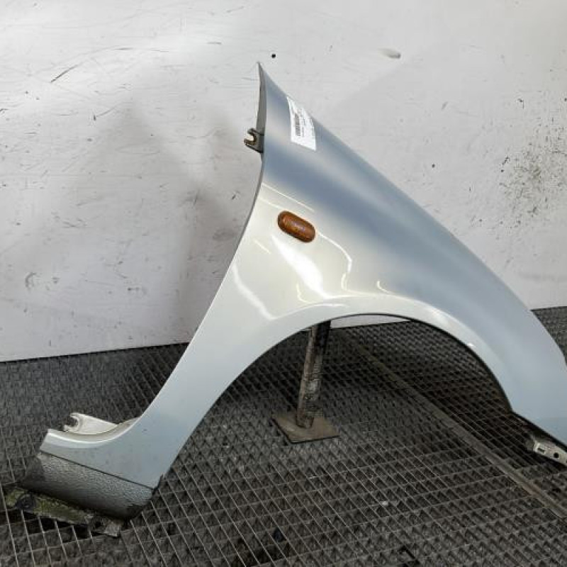 Aile avant droit RENAULT CLIO 2 Photo n°3