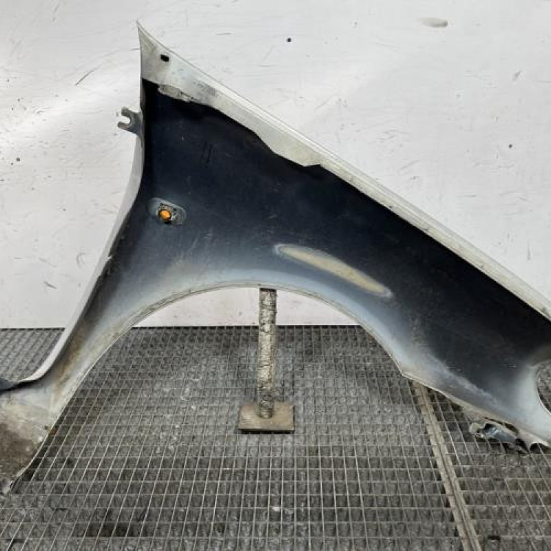 Aile avant gauche RENAULT CLIO 2 Photo n°4