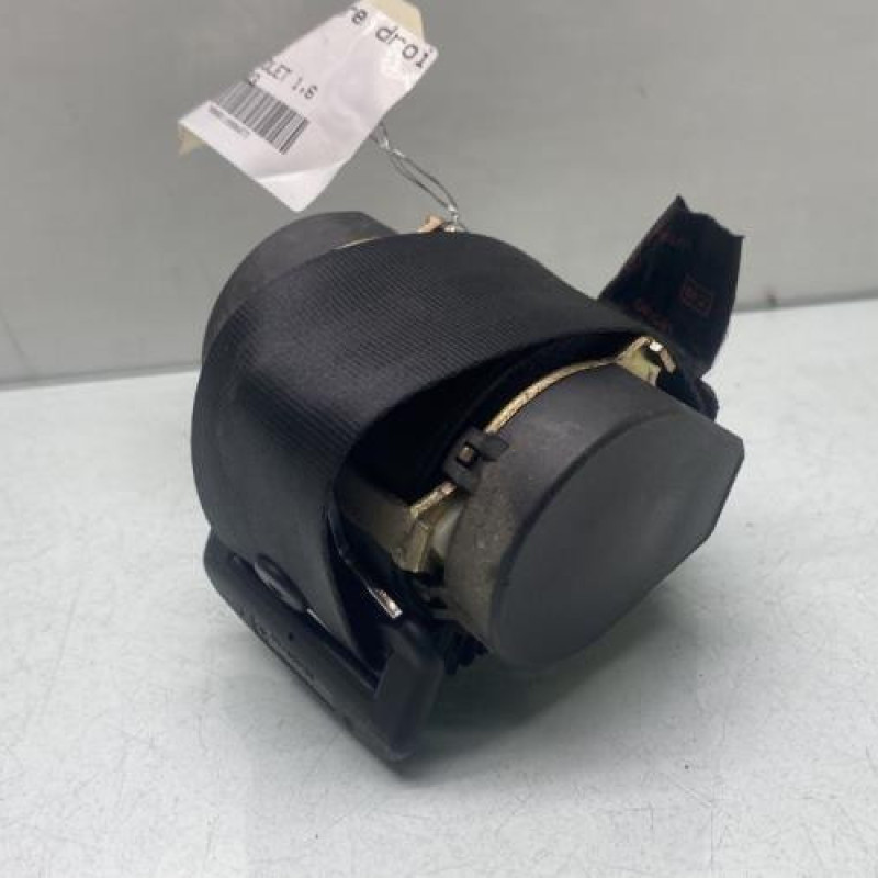 Ceinture arriere droit PEUGEOT 206 Photo n°1