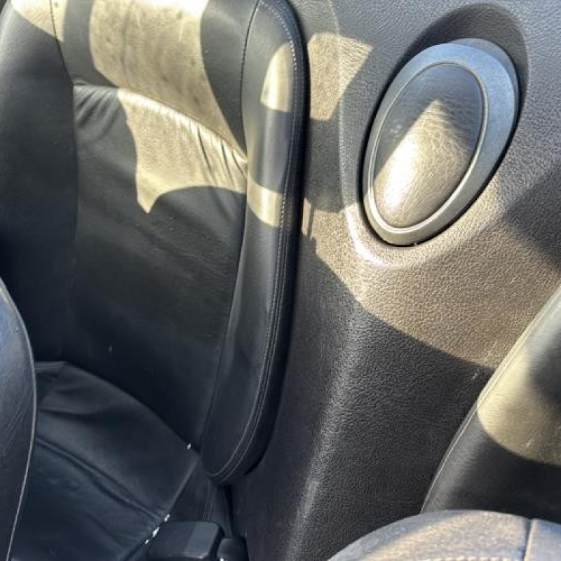 Ceinture arriere droit PEUGEOT 206 Photo n°14