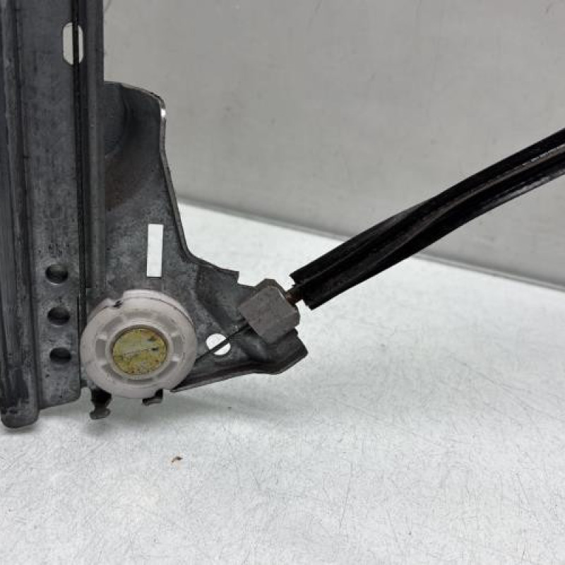 Leve vitre electrique avant droit RENAULT GRAND ESPACE 4 Photo n°4