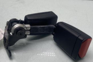 Attache ceinture arriere droit PEUGEOT 2008 1