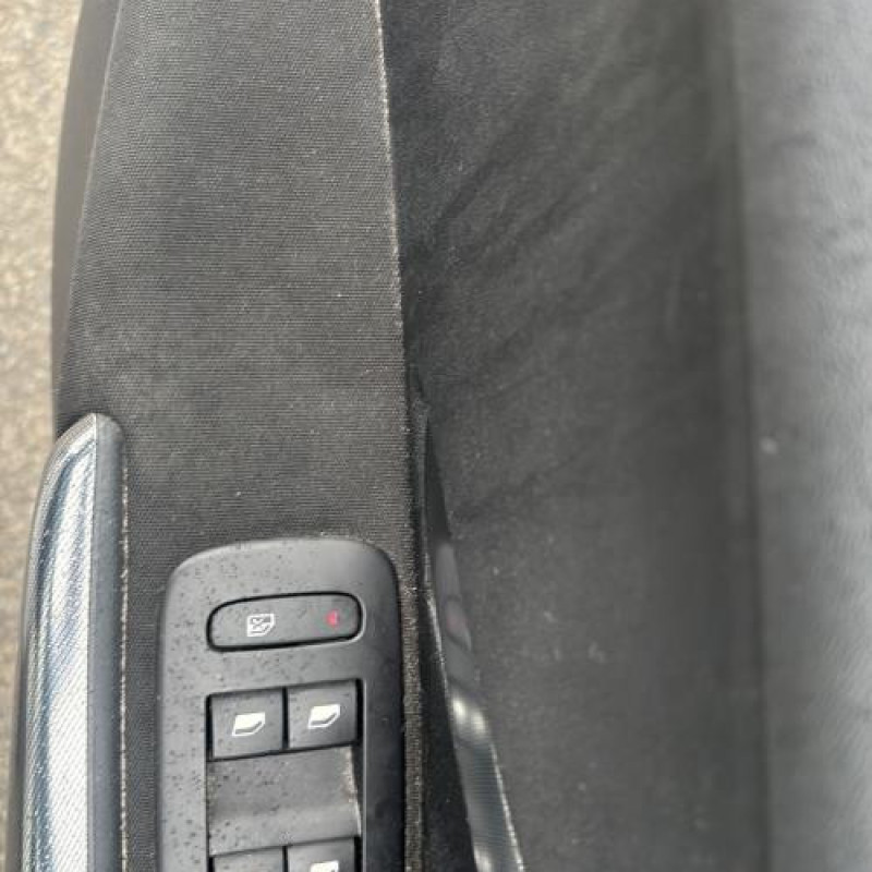 Attache ceinture arriere droit PEUGEOT 2008 1 Photo n°14