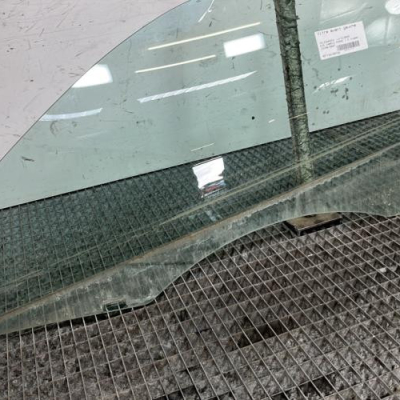 Vitre avant gauche VOLKSWAGEN EOS Photo n°2