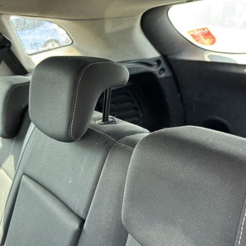 Pare choc arriere RENAULT MEGANE 3 Photo n°17