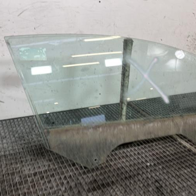 Vitre avant droit FORD FIESTA 6 Photo n°3