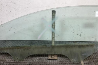 Vitre avant droit FORD FIESTA 6
