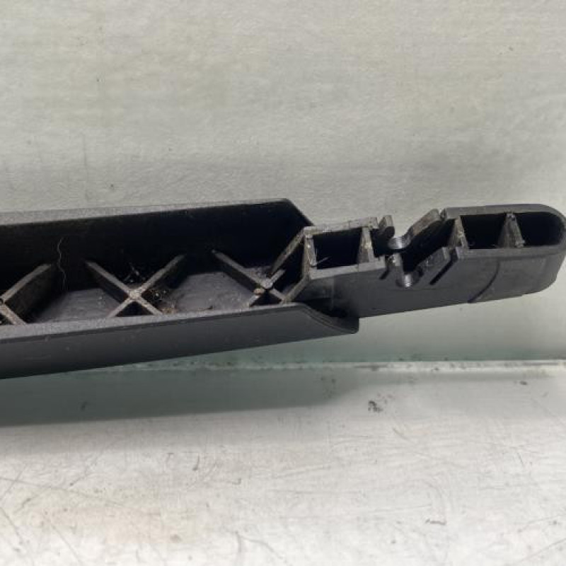 Bras essuie glace arriere OPEL CORSA D Photo n°3