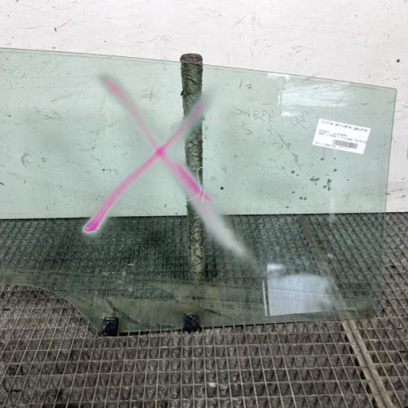 Vitre arriere gauche PEUGEOT 5008 1 Photo n°4