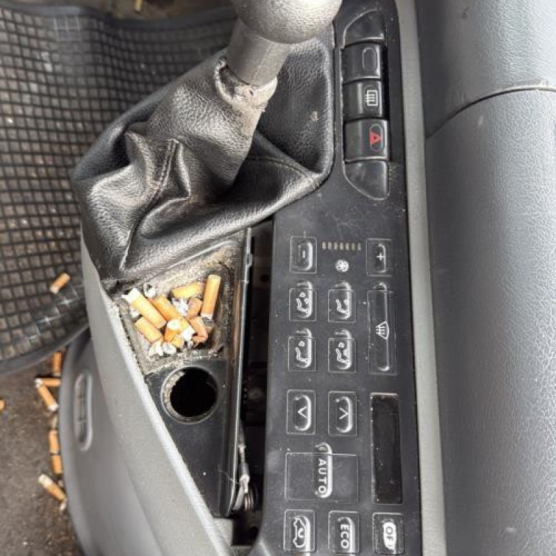 Retroviseur gauche PEUGEOT 806 Photo n°16