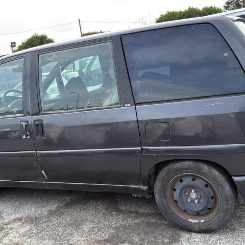 Moteur essuie glace arriere PEUGEOT 806 Photo n°10