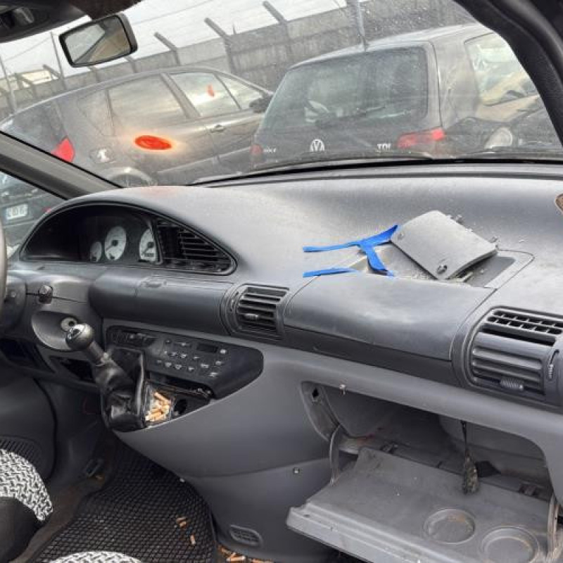 Moteur essuie glace arriere PEUGEOT 806 Photo n°18