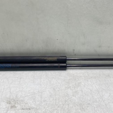 Verin de coffre FIAT PANDA 2 Photo n°1