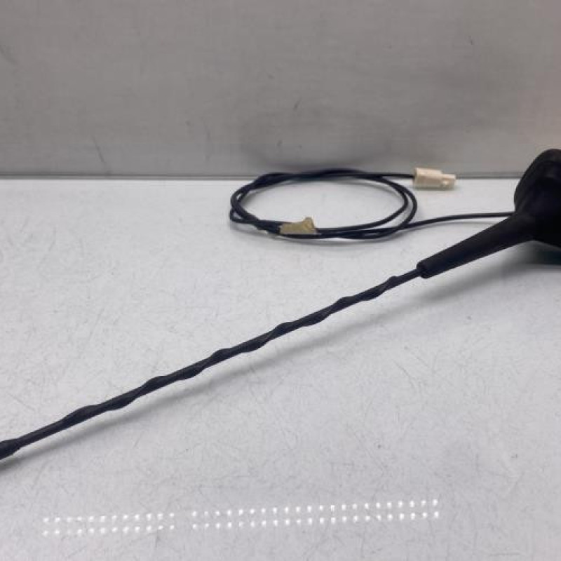 Antenne RENAULT CLIO 4 Photo n°1