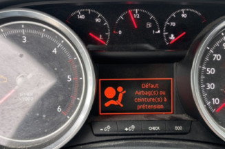 PEUGEOT 508 1 PHASE 1 2.0 HDI - 16V TURBO Photo n°1