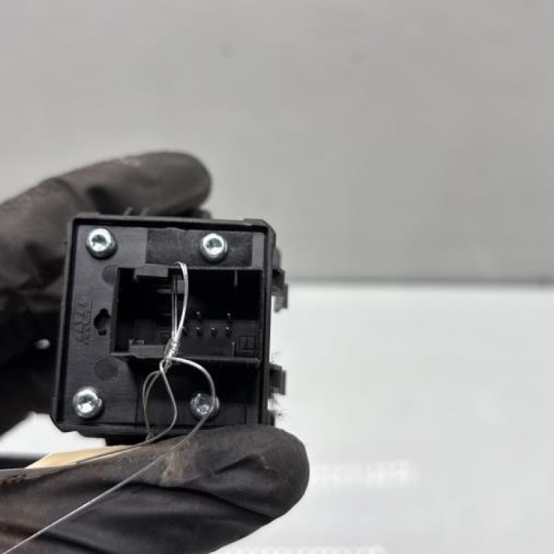 Poignee electrique frein a main PEUGEOT 3008 1 Photo n°4