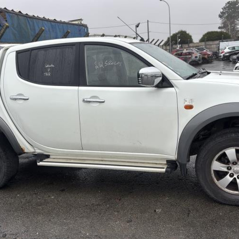 Retroviseur droit MITSUBISHI L 200 3 Photo n°9