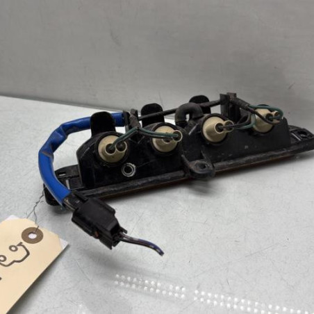 Feu arriere stop central MITSUBISHI L 200 3