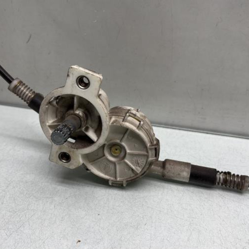 Leve vitre mecanique avant droit MERCEDES VITO 638 Photo n°5