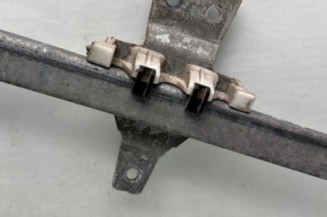 Leve vitre mecanique avant droit MERCEDES VITO 638