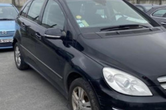 Porte avant gauche MERCEDES CLASSE B 245