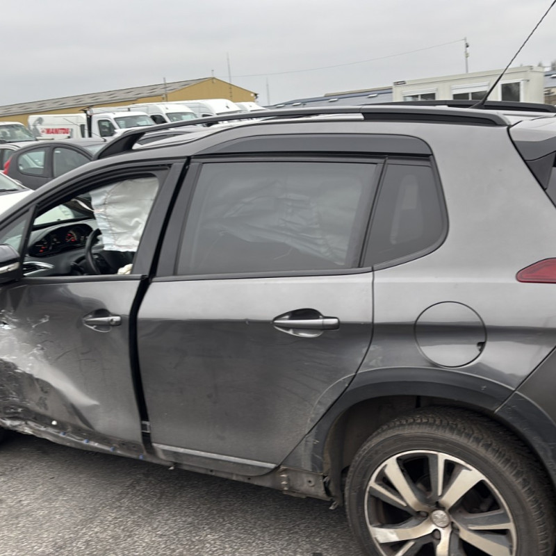 PEUGEOT 2008 1 PHASE 1 1.2 PURETECH - 12V TURBO Photo n°6