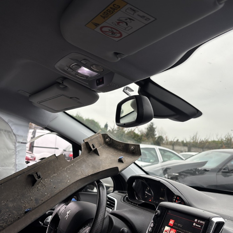 PEUGEOT 2008 1 PHASE 1 1.2 PURETECH - 12V TURBO Photo n°12