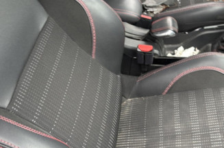 PEUGEOT 2008 1 PHASE 1 1.2 PURETECH - 12V TURBO